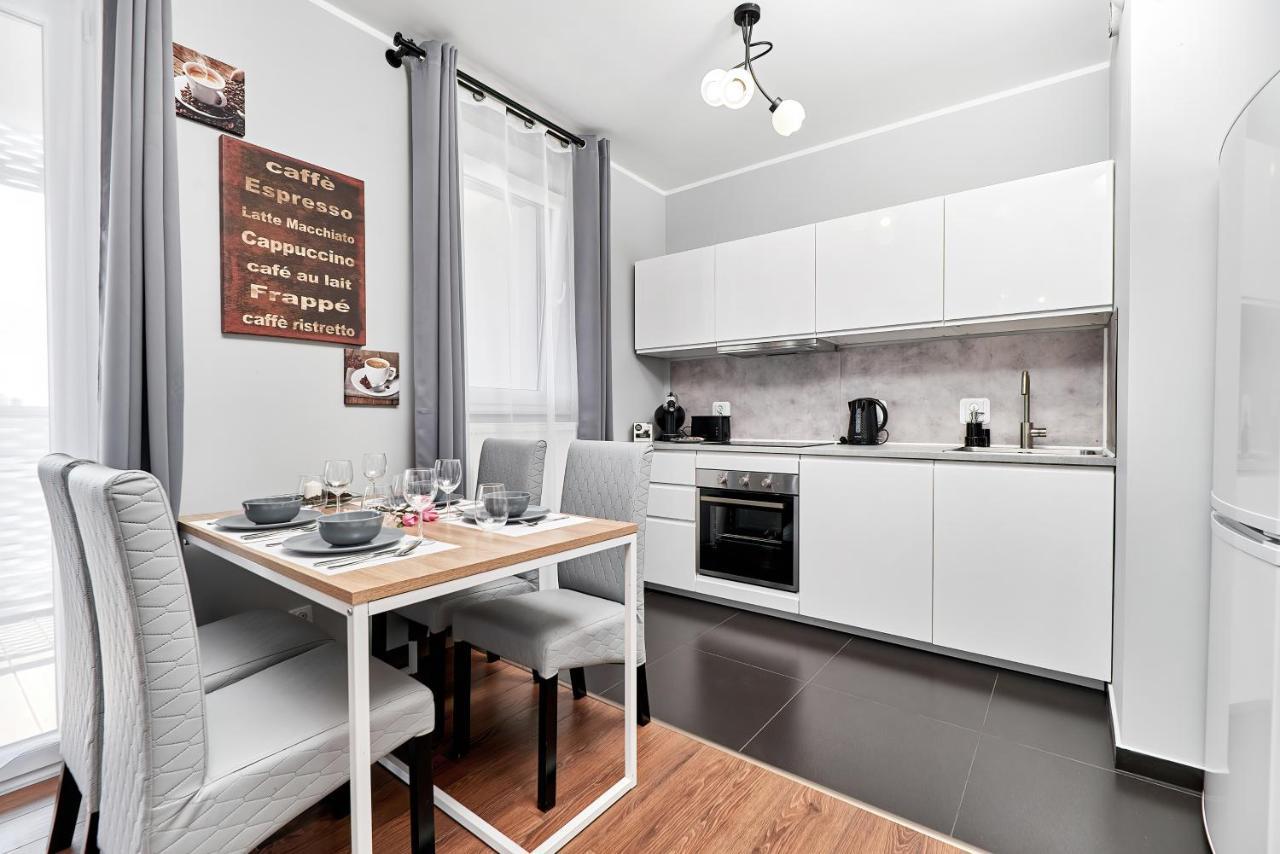 Apartment Wroclaw Sikorskiego With Free Garage By Renters Prestige 외부 사진