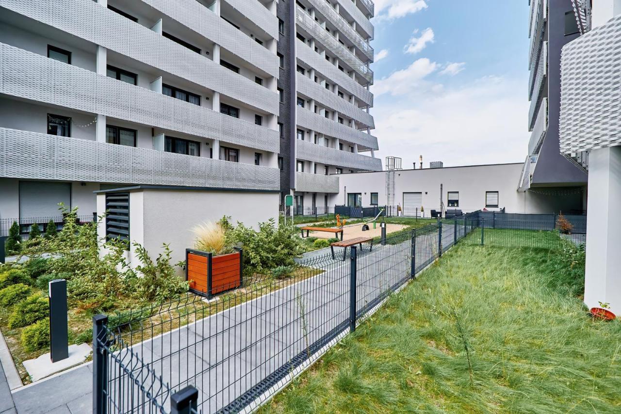 Apartment Wroclaw Sikorskiego With Free Garage By Renters Prestige 외부 사진