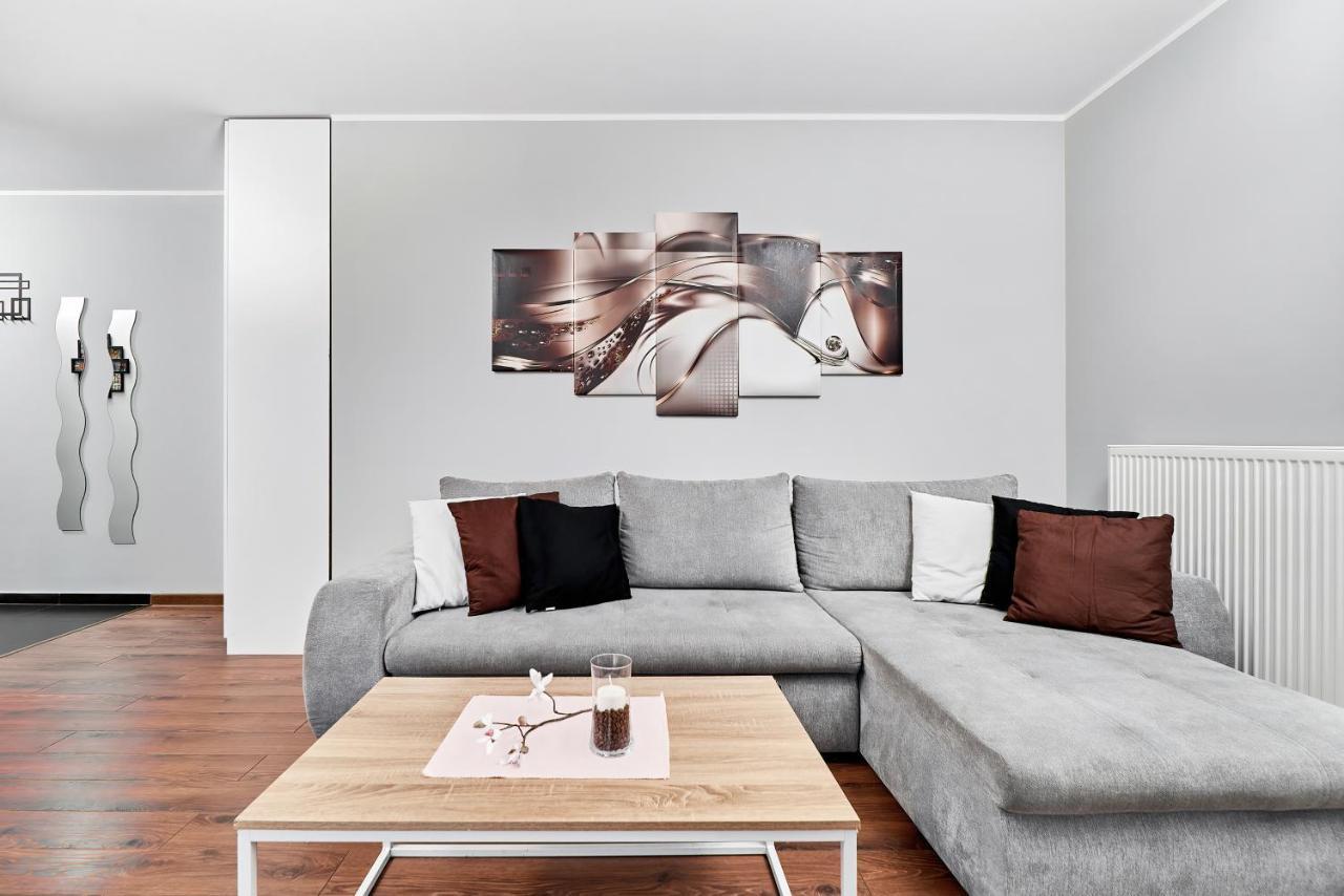 Apartment Wroclaw Sikorskiego With Free Garage By Renters Prestige 외부 사진