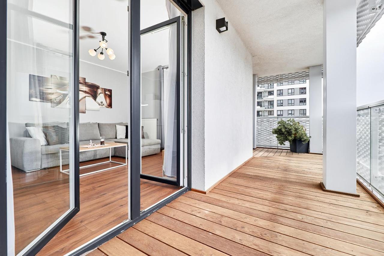 Apartment Wroclaw Sikorskiego With Free Garage By Renters Prestige 외부 사진
